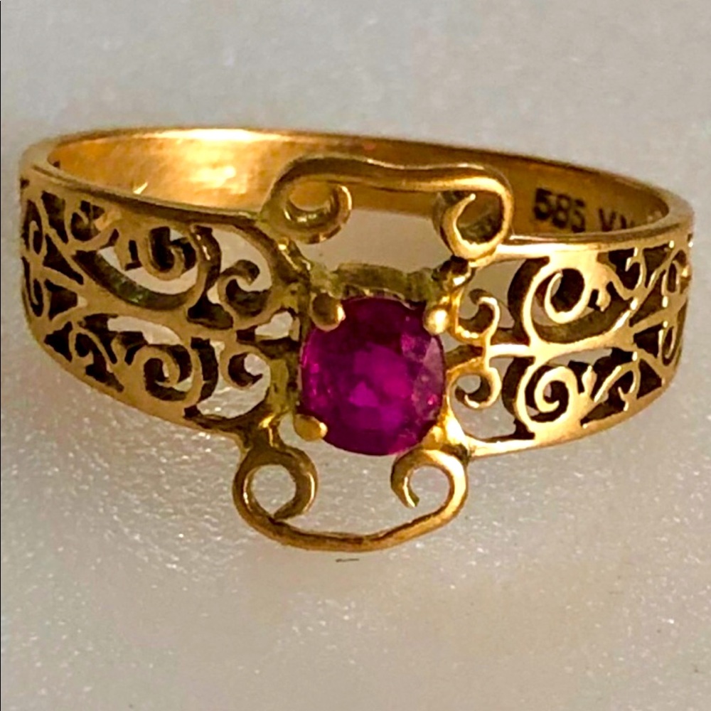 Arts and Craft 14K Ruby Handwroght Ring
